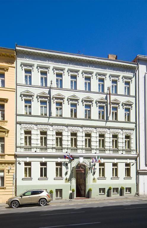 Hotel Raffaello Prague Exterior photo